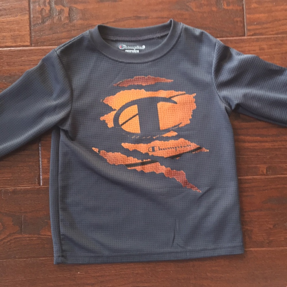 Champion size 4 long sleeve T-shirt